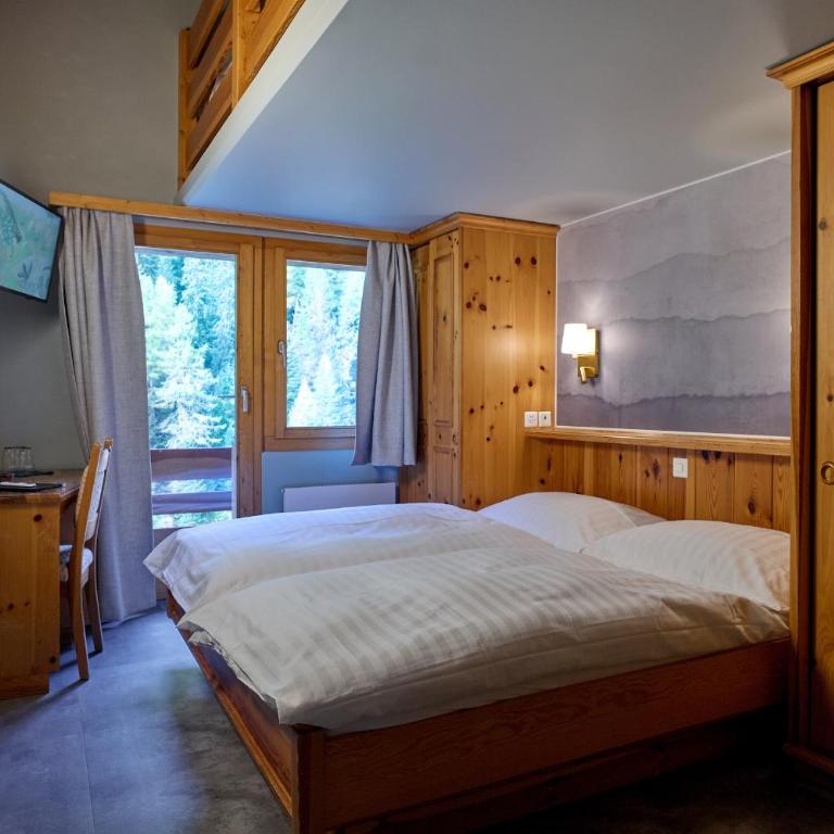 Hotel Europe - Dreibettzimmer - 3