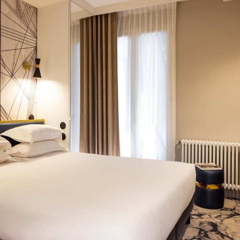 Hôtel Mondial - Chambre Double Deluxe - 8