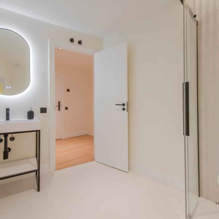Malasaña soñada para 4, ven a San Bernardo 20 E3 - One-Bedroom Apartment - 10
