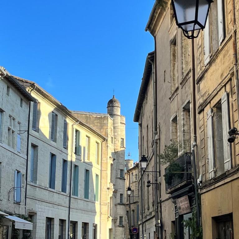 Studio Cosy Rue piétonne calme Centre-ville Uzès Climatisé - Appartement 1 Chambre - 14