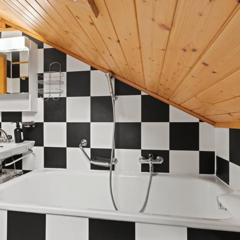 Bel appartement alpin à 5 min de Saas-Fee - Apartment mit 2 Schlafzimmern - 6