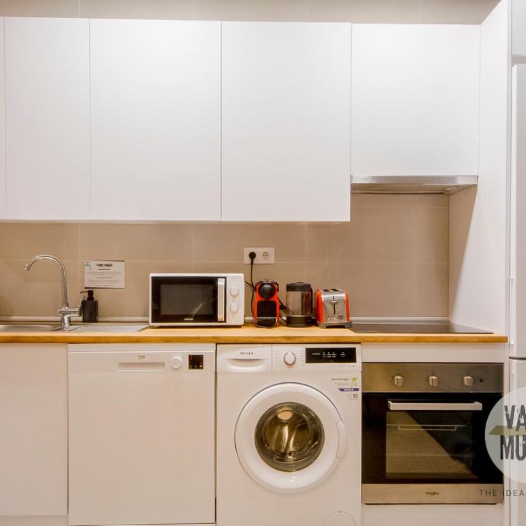 Rumbo a la comodidad para 9 en Calle del Barco E2 - Apartamento - 5
