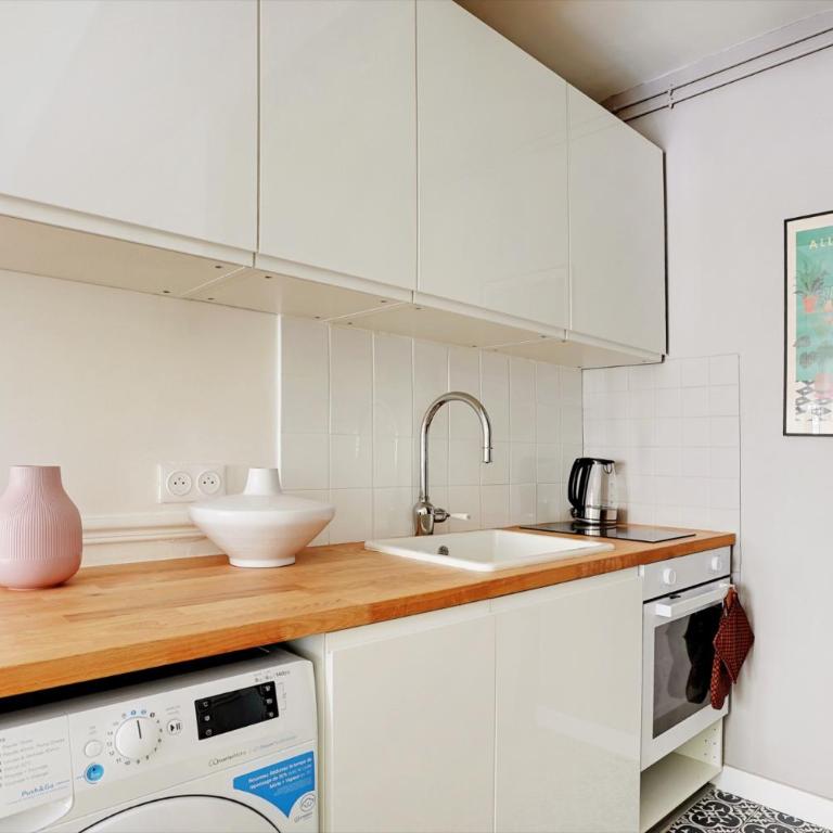 2 pièces au coeur de Montmartre - proche Sacré Coeur - Appartement 1 Chambre - 2