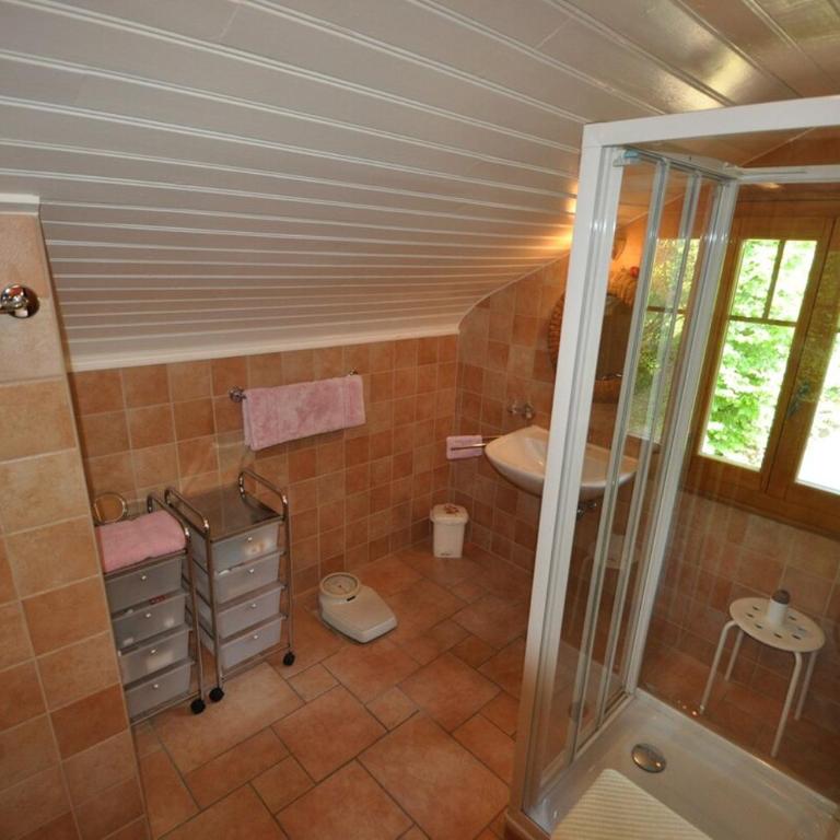 Chalet Tendre est la Nuit à Gryon - 6 personnes, belle vue, tout confort - Chalet mit 3 Schlafzimmern - 8
