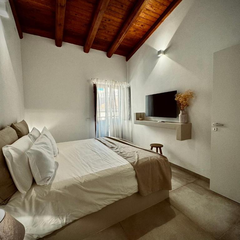 Palermo Inn Boutique Hotel - Junior Suite con Balcone - 9