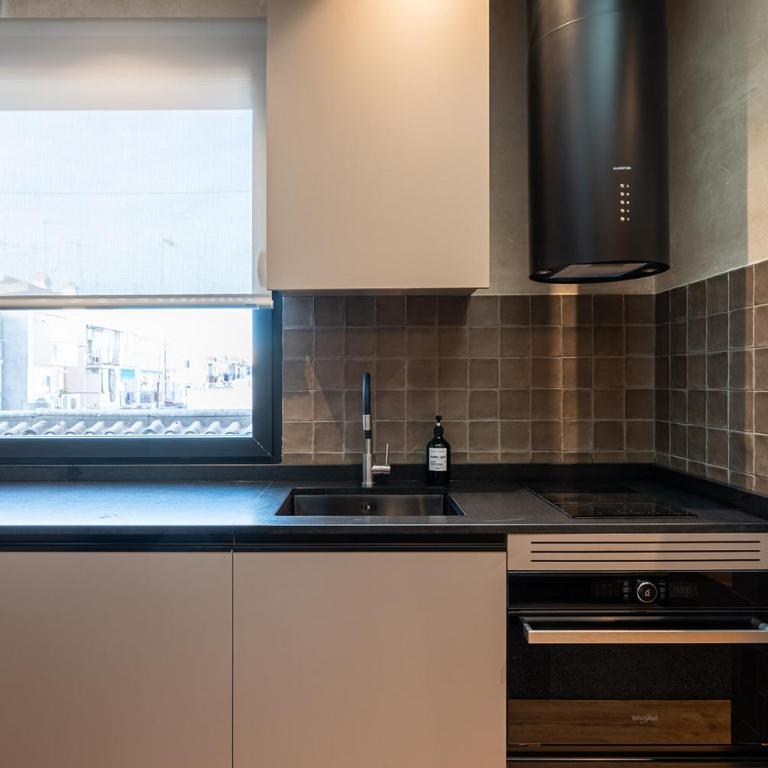 Dobo Madrid MA24 - Studio - Disability Access - 7