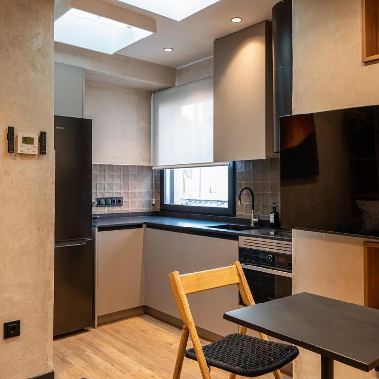 Dobo Madrid MA24 - Studio - Disability Access - 8