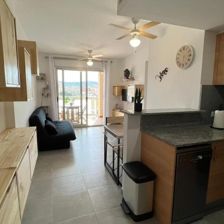 Piso acogedor con piscina en Roses AV-21 - Apartamento de 2 dormitorios - 30