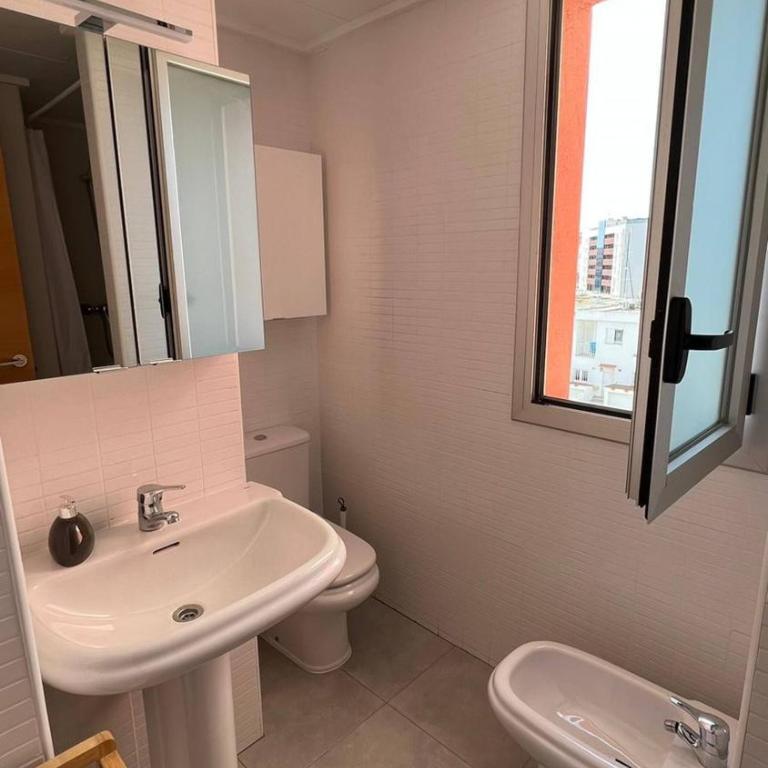 Piso acogedor con piscina en Roses AV-21 - Apartamento de 2 dormitorios - 27