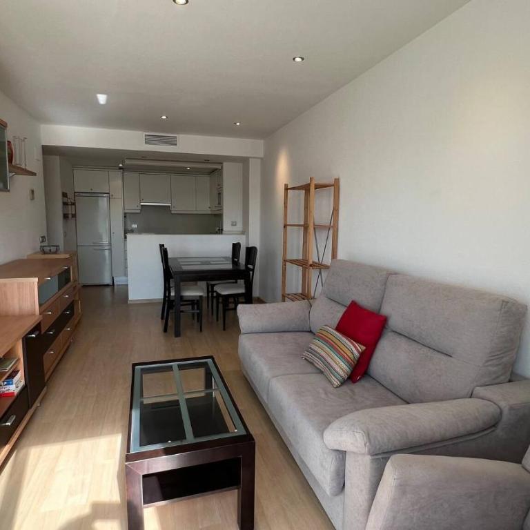 Precioso piso con vista al canal y piscina en roses AV-69 - Apartamento de 2 dormitorios - 8