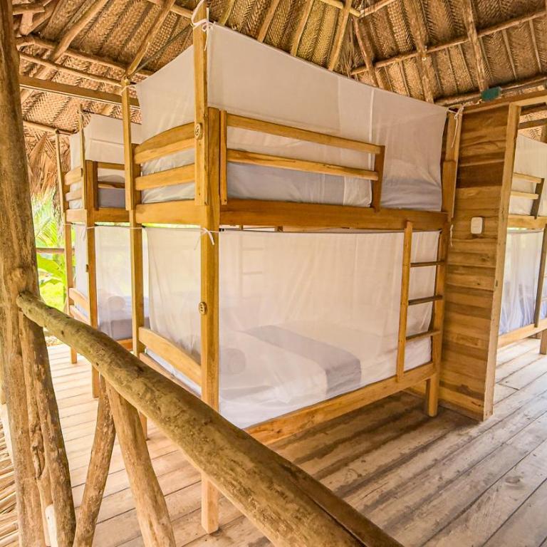 Encanto Hostel - Bed in 8-Bed Dormitory Room - 4