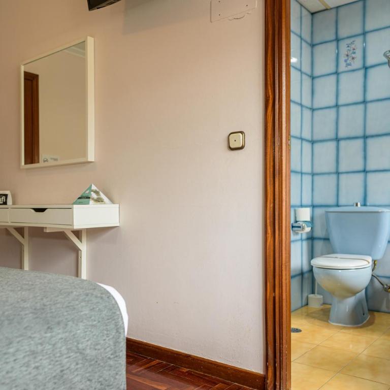 Alda Centro Pontevedra - Habitación Doble Económica - 1 o 2 camas - 3