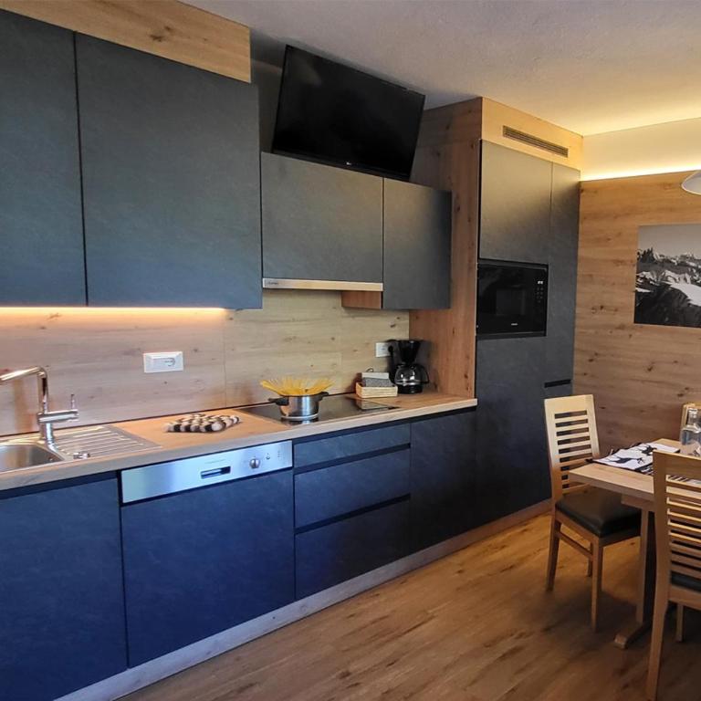 Apartments Dolomie - Appartamento con 3 Camere da Letto - 4