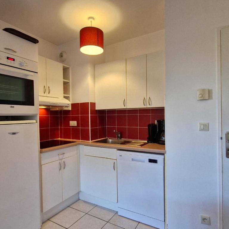 Appartement spacieux au centre, balcon, animaux acceptés - Appartement 2 Chambres - 8