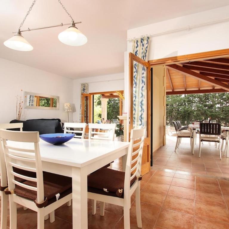 Beautiful villa for 8 people close to Pollensa by Renthousing - Villa - 32