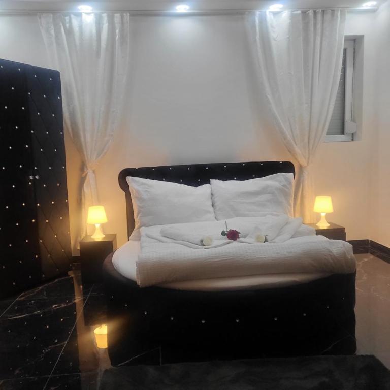 Jovanovic Residence Belgrad - Queen Room with Spa Bath - 6