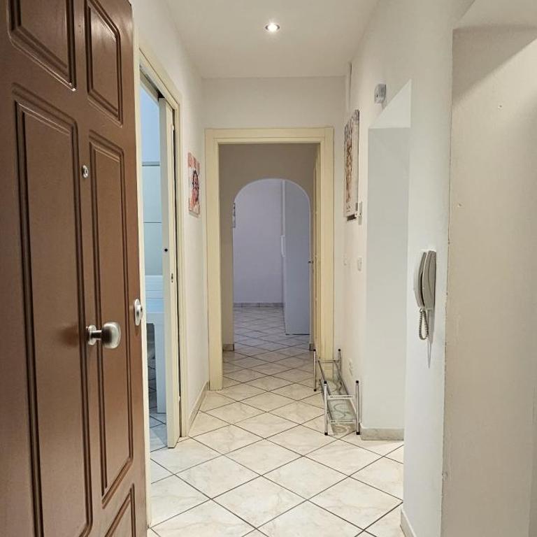 LUXURY STATION APARTMENT - Appartamento con 2 Camere da Letto - 25