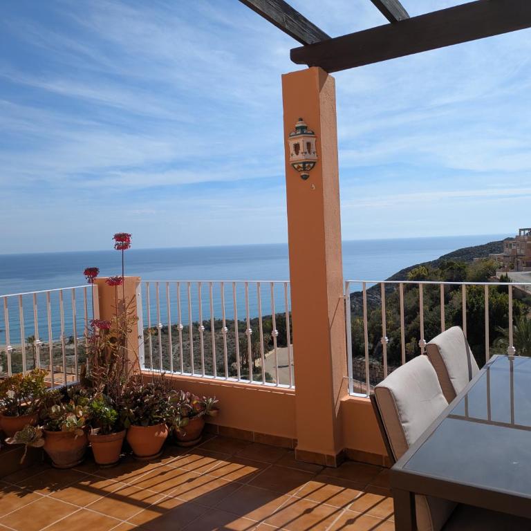 South Facing Apartment, Fantastic Sea Views,Terrace, 300m beach - Apartamento con vistas al mar - 3