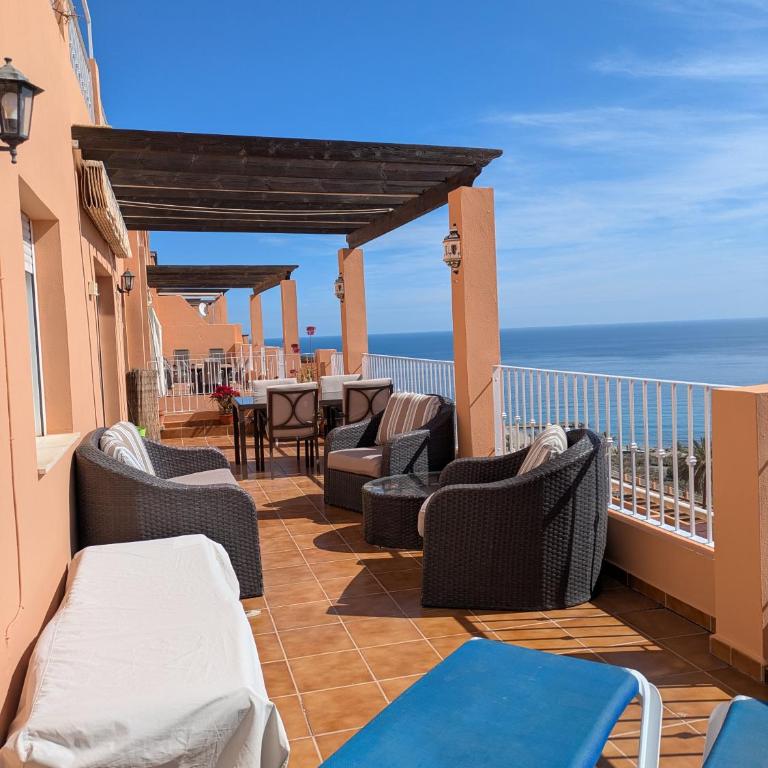 South Facing Apartment, Fantastic Sea Views,Terrace, 300m beach - Apartamento con vistas al mar - 5