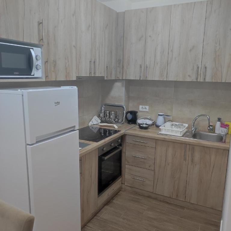 Tri palme - Apartman sa 1 Spavaćom Sobom - 8