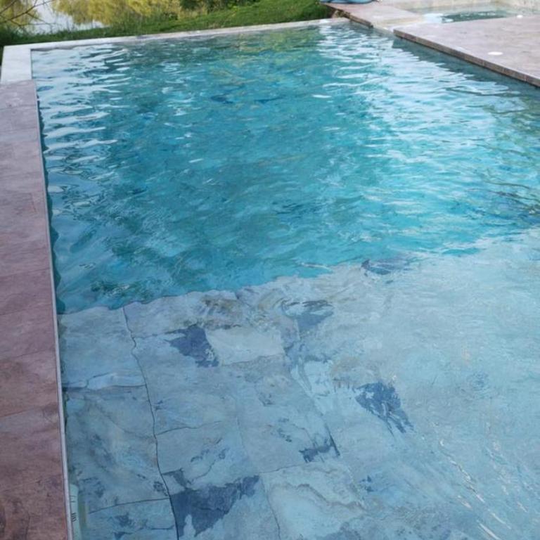 CASA QUINTA VILLA MARIANGEL- Carmen de Apicala - Casa de 5 dormitorios - 40