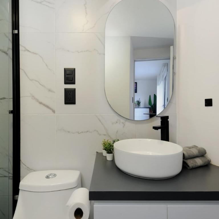 WTC 1 block away - Total comfort - One-Bedroom Apartment - 23