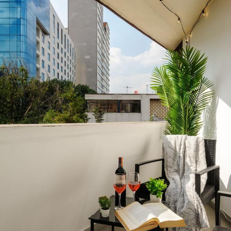 WTC 1 block away - Total comfort - One-Bedroom Apartment - 31