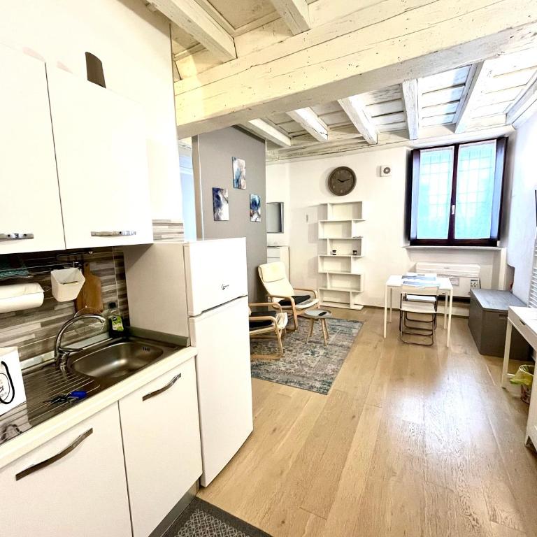 RESIDENZA SERENA SUITE-Centro Storico - Appartamento Deluxe - 2