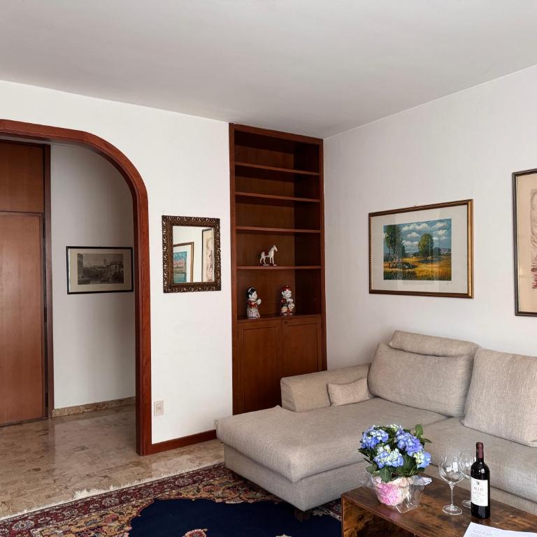 Casa Kolbe 8 , Milano centro M4 - Appartamento con Vista e Balcone - 21