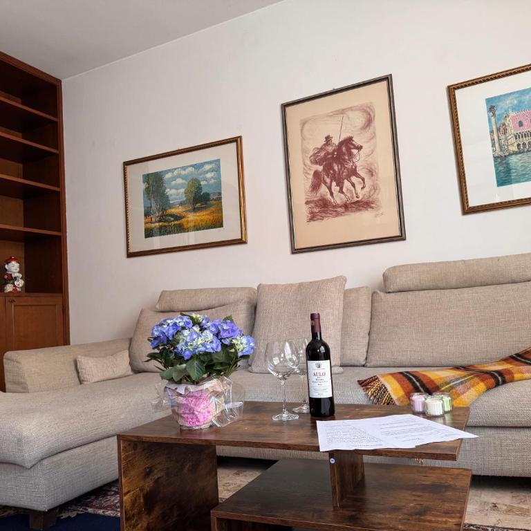 Casa Kolbe 8 , Milano centro M4 - Appartamento con Vista e Balcone - 25