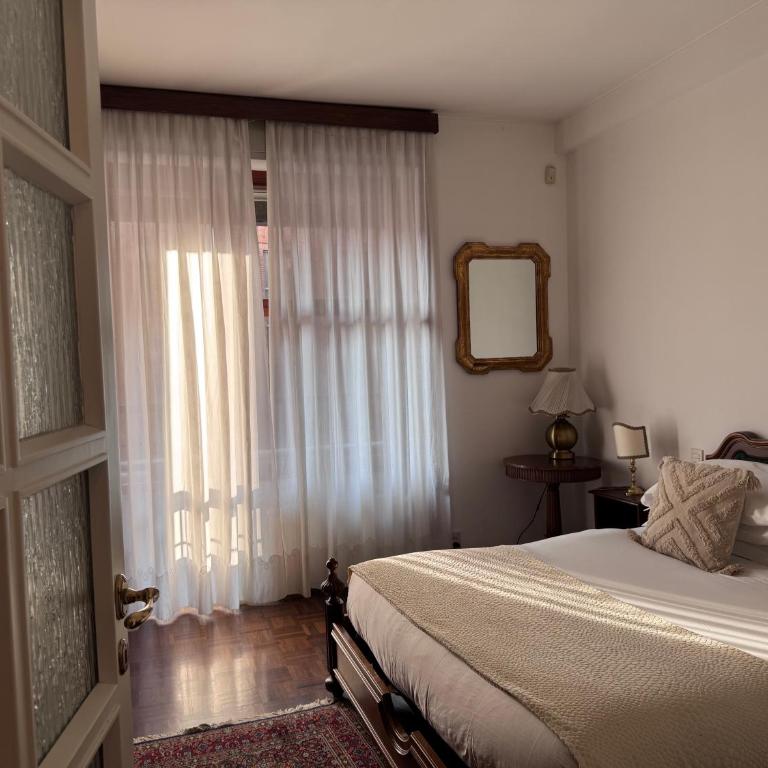 Casa Kolbe 8 , Milano centro M4 - Appartamento con Vista e Balcone - 36