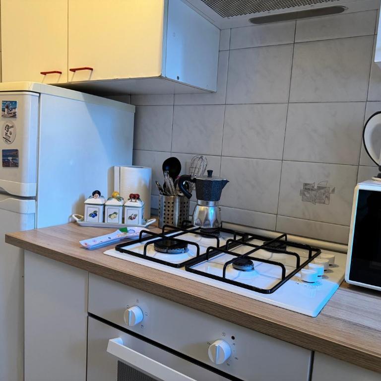 Casa Kolbe 8 , Milano centro M4 - Appartamento con Vista e Balcone - 42
