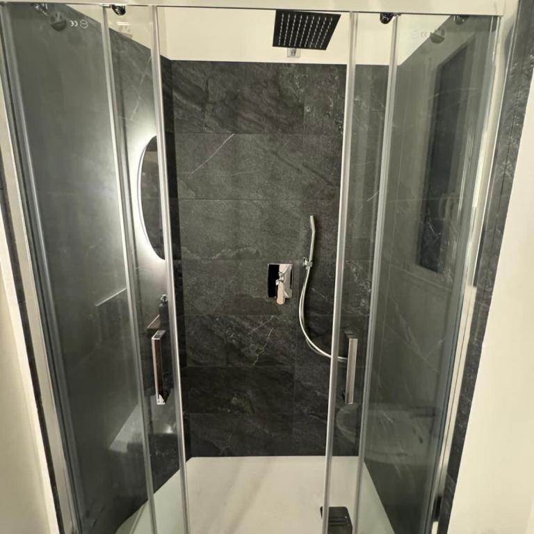 Elegant central Suite - Monolocale Deluxe - 14