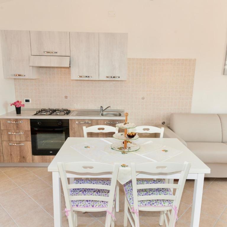 Residence in Malamurì near Budoni, apartments 4 beds with private outdoor area - Appartamento con 1 Camera da Letto e Terrazza - 12