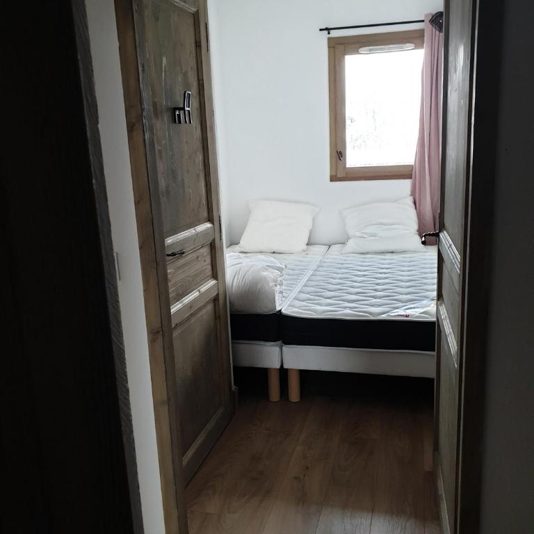 les 7 laux immobilier chalet E - Apartment - Erdgeschoss - 7