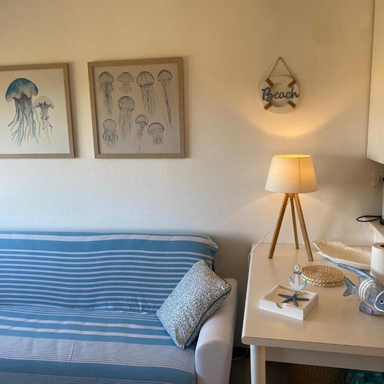 Casa con giardino, Wi-Fi e aria condizionata vicino alla Pelosa - Appartamento con 2 Camere da Letto e Vista Mare - 45