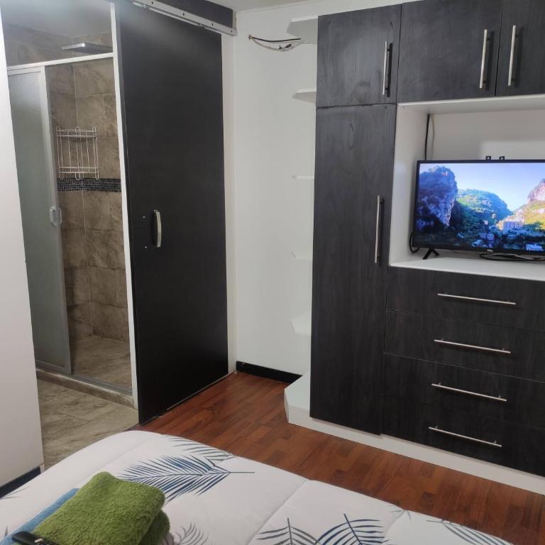 Zidko Guest House - Double Room with Private Bathroom - 1