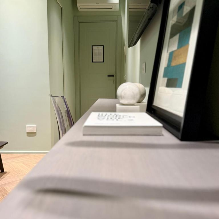 Four Rooms Catania - Double Room with Private Bathroom - 4