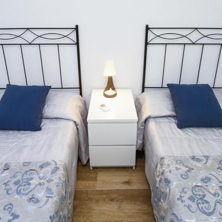 PINEDA BAHIA HomeStay by Turismar - Two-Bedroom Apartment - 21