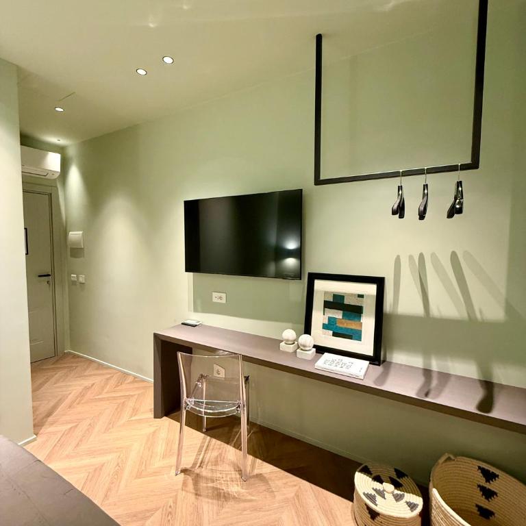 Four Rooms Catania - Double Room with Private Bathroom - 5