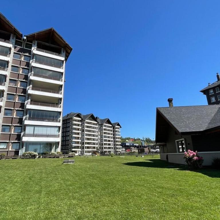 Hermoso departamento a pasos del lago - Apartamento de 2 dormitorios - 11