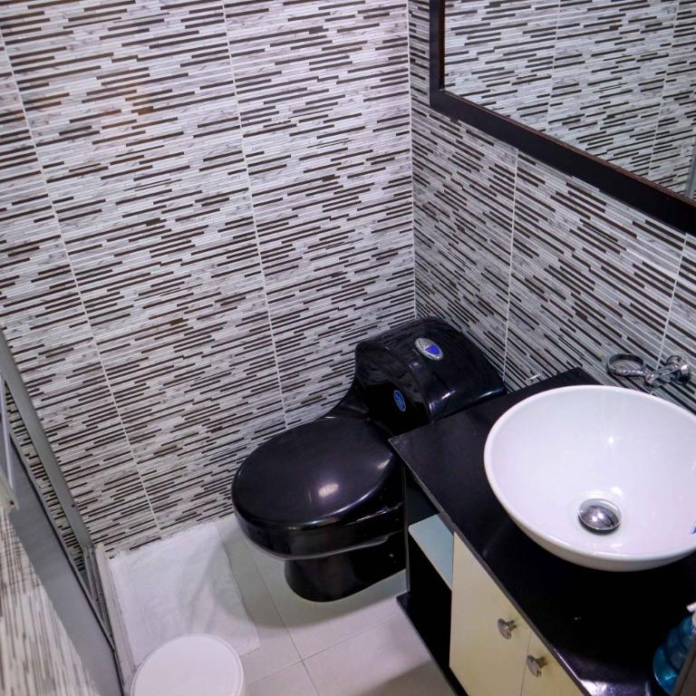 RentalsOP Q03 La mejor ubicación en el eje cafetero a min de Panaca, parque del cafe, aeropuerto el Eden - Apartamento Deluxe de 3 dormitorios - 1