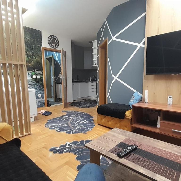 JACUZZI for RELAX - HOLLYWOOD Apartment, STUP, Sarajevo - Deluxe Apartment - 52