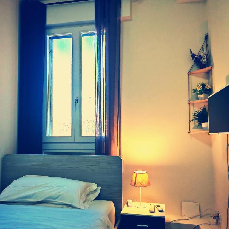 Goldmine Guest House 2 - Camera Singola con Bagno in Comune - 11