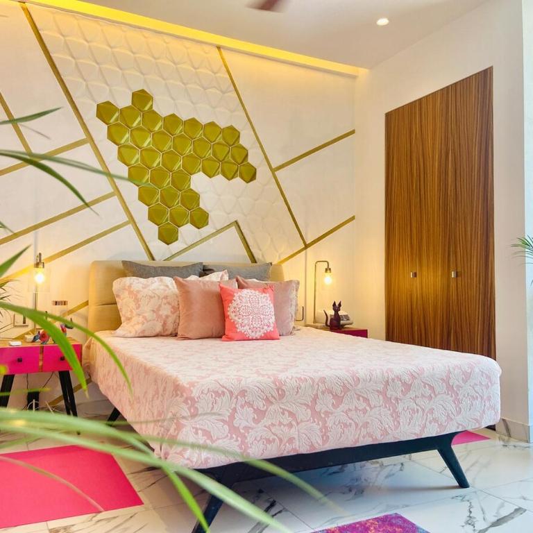 A Breathtaking LUX Home - One-Bedroom Apartment - 33