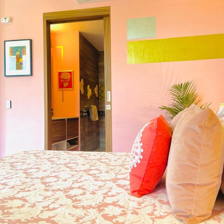 A Breathtaking LUX Home - One-Bedroom Apartment - 69