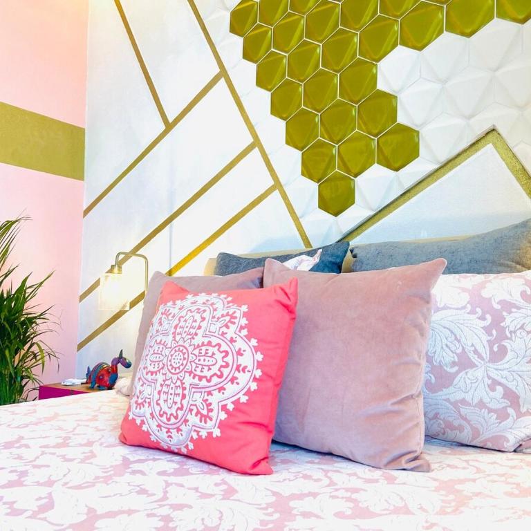 A Breathtaking LUX Home - One-Bedroom Apartment - 72