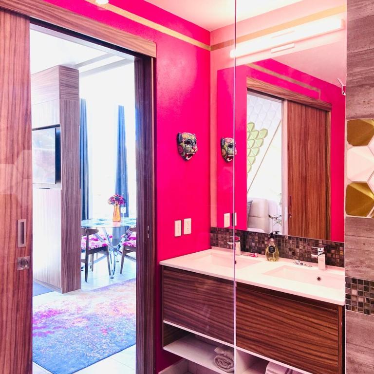 A Breathtaking LUX Home - One-Bedroom Apartment - 91