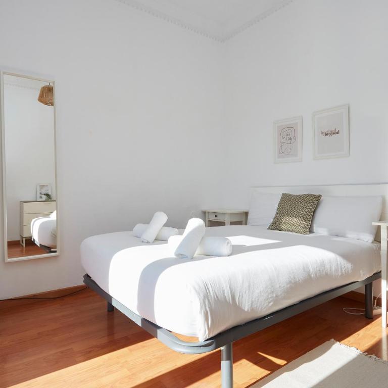53PAR1013 - Magnifico piso en el centro de Poble Sec - Three-Bedroom Apartment - 41