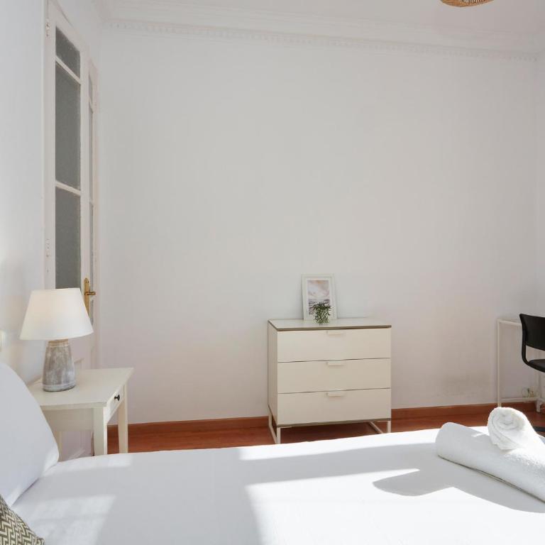 53PAR1013 - Magnifico piso en el centro de Poble Sec - Three-Bedroom Apartment - 42
